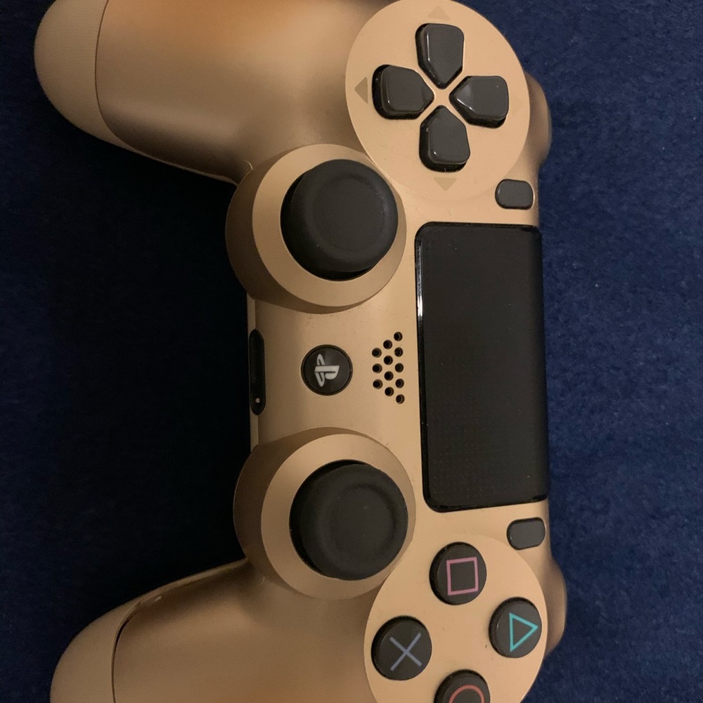PS4 Controller - Picture 2 of 6